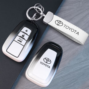 [TPU] ฝาครอบเคสกุญแจรถยนต์สำหรับ Toyota Camry Chr Altis Corolla Cross Hilux Fortuner Revo Innova Harrier สีดำและสีขาวแฟชั่นสไตล์ใหม่