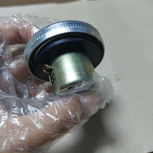 ฝาถังน้ำมันเบนซินทั่วไป ฝาถังน้ำมันเบนซินทั่วไป ฝาถัง ฝาถังน้ำมัน HONDA YAMAHA ฝาน้ำมันเบนซิน รถมอเตอร์ไซค์ ใช้กับ WAVE CLICK PCX FINO