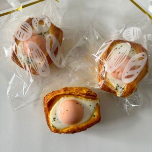 Pu Crispy Fried Egg Squeezing Toy Slow Rebound Soft Slow Sticky Hand Decompression Tweak Toys Xiaohongshu TikTok Artificial Finished Eating