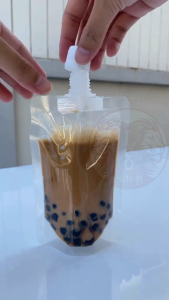 (50 ใบ) ถุงฝาเกลียว ก้นตั้งได้ ถุงใส่น้ำ ถุงใส่น้ำจิ้ม ใส่เยลลี่ แถมฟรี กรวยกรอก + ฝาปิด