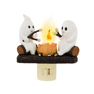 Welcomehome 3D LED Electric Faux Campfire Night Light Resin 2 Ghosts Roasting Marshmallows at Campfire Halloween Indoor Decor