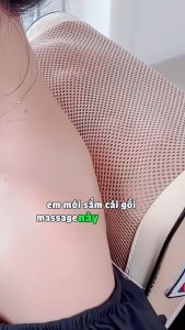 Gối massage cổ vai gáy Máy massage vai gáy cổ hồng ngoại 20 bi máy mátxa cổ vai gáy giảm đau nhức mỏi vai gáy lưng toàn thân thư giãn giảm mệt mỏi gối mát xa cổ vai gáy hồng ngoại 20 bi với 3 chế độ massage 6 nút điều khiển
