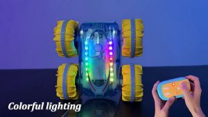 Mainan Mobil Amfibi Remote Control RC Mobil dengan Lampu LED Berwarna 24GHZ Anti Air