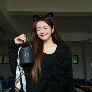 [TQXK] Túi Bucket Mini Đeo Chéo Màu Đen Mờ Lờ Bờ Có Hộp