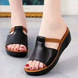 Sandal Wanita Wedges Calbi/Sandal Wanita Trendi