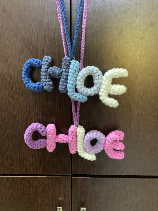 Preorder)Crochet Alphabet (A-Z) custom keychain /钩针字母钥匙圈