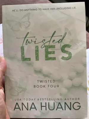 (Ready Stock) Ana Huang books Twisted Series (Games Love Hate Lies)
