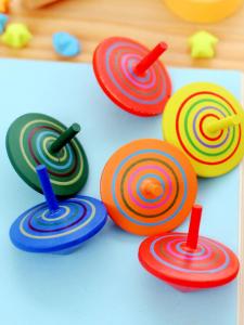 Inexpensive Childrens Toy Gift for Teachers And Graduates under One Dollar Wooden Top Creative Gift Box for Festivals And Events