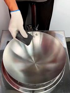 【FORESIGHT】Chảo Thép Chống Dính Chất Liệu Thép Carbon Tôi Sẵn Chịu Nhiệt Cao An Toàn 36/40cm Cán Gỗ Sồi Cao Cấp