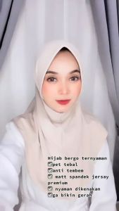 JILBAB BERGO PET TEBAL JERSEY SIZE M / JILBAB PET TEBAL