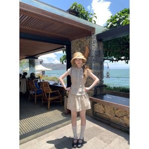 Vintage Style Floral Shirt and Skirt Set