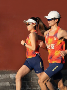 Bộ Quần Short và Áo Thun Chạy Marathon Phiên Bản Giới Hạn