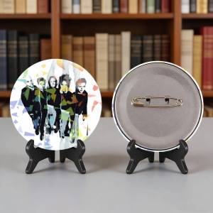 Band The C-CURE Fashion Badges Round Laser Badge Brooch Backpack Accessories