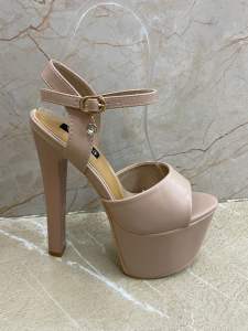 Elegant Pageant Blocked Heels 7inches nude color available size 35-40