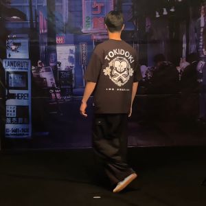 TOKIDOKI เสื้อยืด KOENJI SAKURA TEE