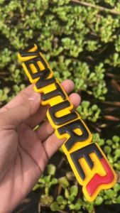 EMBLEM MOBIL VENTURER EKSTERIOR MOBIL TOYOTA VARIASI TIMBUL 3D BAHAN FIBERGLASS