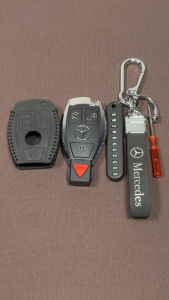 For Mercedes Benz W205 W210 W211 W124 CLA GLA GLK AMG GLC Keyless Key Case Cover Leather Keychain Accessories