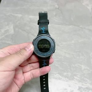 Jam Tangan Elektronik Baharu untuk Lelaki Pelajar Sekolah Menengah dan Sekolah Menengah Jam Penggera Berbilang Fungsi Bercahaya Berenang Bergaya Mudah untuk Lelaki dan Perempuan