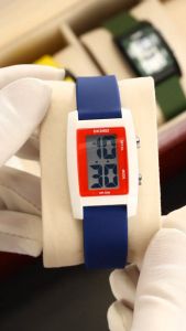 Jam Tangan Wanita Remaja Digital Kasual Simpel SKMEI 2325 Tali Karet Original Tahan Air Menyelam