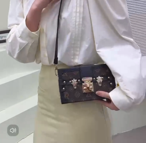 Luxury Vintage Trunk Crossbody Bag-Mini Shoulder Bag with Metal Lock&Strap
