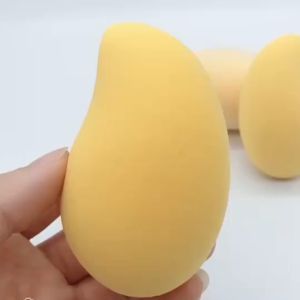 MallMainan-K165 Beauty Blender Sponge Bedak Puff Mangga Spons Buah / Spons Foundation Makeup Mangga