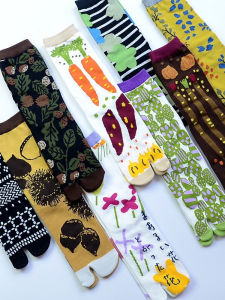 Personalized Tabi Piggy Toe Socks Adorable Mid-Calf Five-Finger Cotton Womens Socks Breathable Comfortable All Season Wear