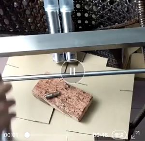 No Rust Chrome Paint Spray Cartridges With Chrome Plated Steel Wheel Spray Car Maintenance Cleaning Spray Polished Metal Refresh Painted Surfaces of Car