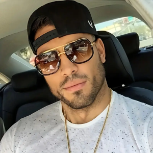 ใหม่แฟชั่นกรอบแว่นตากันแดดผู้ชายโลหะสแควร์ดวงอาทิตย์แว่นตาผู้หญิง Retro แว่นตากันแดด Vintage คุณภาพสูง Gafas Oculos De Sol