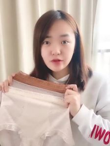 ขายร้อน [ จัดสินค้าจากประเทศจีน ]2025 สินค้าใหม่ Modal cotton กางเกงในเอวสูงผู้หญิงลูกไม้เก็บหน้าท้องยกสะโพกผ้าไหมหม่อนเป้าไร้รอยต่อกางเกงในผู้หญิงเซ็กซี่ระดับไฮเอนด์ SSC1014