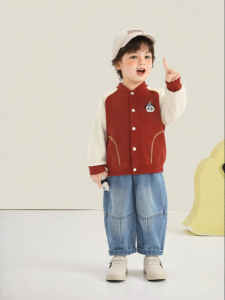 CUTEPANDAS | Bộ Áo Khoác Bóng Đá Phong Cách Hoạt Hình và Quần Jeans cho Bé Trai và Bé Gái Mùa Xuân