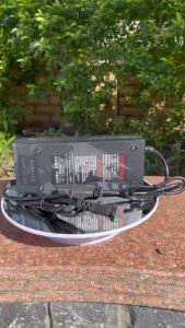 Sạc pin xe máy điện 60V 72V 5Ah( 71.4V-5Ah và 84V 5Ah)