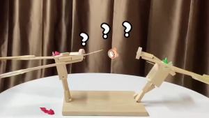 Balloon Bamboo Man Battle Wooden Fighter with Inflatable Head Fast-Paced Balloon Fight Wooden Bots Party Game for 2 Players Kids