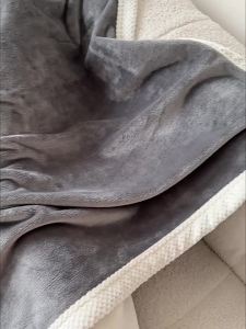 KAMONI | Office Nap Multipurpose Coral Fleece Blanket