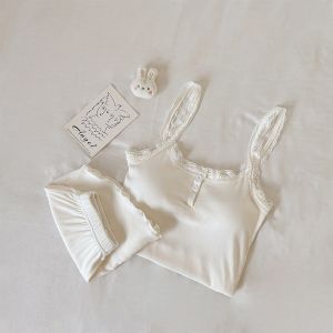 ชุดนอนผู้หญิงคอวีแขนกุดเซ็กซี่ลูกไม้บาง ชุดนอนฤดูร้อน ชุดนอนผ้าโมดอล ชุดนอนผู้หญิงแบบสวมหัว ชุดนอนผ้าฝ้าย