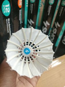 KOK BADMINTON BEKAS 3 in 1. ZHOUALPHAINDOCOCK .KOK BULU UTUH 95% .ISI 12