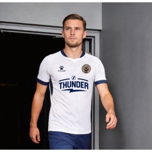 Kelme | Áo Thun Nam KELME Mùa Hè Tay Ngắn Chất Liệu Thoáng Mát Thấm Hút Mồ Hôi Cổ V Kiểu Dáng Thể Thao Nhanh Khô.