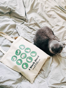 A Comprehensive Guide to Casual Canvas Cat Lovers Single Shoulder Bag Women's Printed Pet Bag Tote Bag Leisure Foldable Soft Youth Backpack Handbag