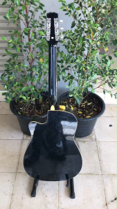 กีต้าร์โปร่ง carols ขนาด 36 นิ้ว ( ขายตามสภาพ สายตำเล่นง่าย ) มีตัวเดียวพร้อมส่ง