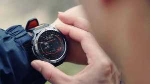 [สามารถตั้งค่าไทย ] ใหม่ HT37 สมาร์ทนาฬิกา GPS Sport Track บลูทู ธ พูดคุยไฟฉาย LED ขั้นตอนกลางแจ้งกีฬานาฬิกา Samsung VIVO Xiaomi OPPO Smartwarch สำหรับ iOS และ Android