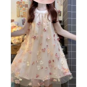 ชุดเดรสคอวีแขนกุดทรงเอสไตล์ฝรั่งเศสพร้อมเสื้อกั๊กปักลายดอกไม้สุดหรูสำหรับฤดูร้อนปี 2025 กระโปรงสั้นทรงเอสำหรับสาวน้อย