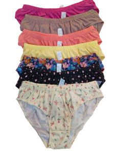 AVON. Clea 7-in-1 Hipster  Panty Pack