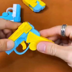3D เล่นปืน สุ่มสี พาสติกสำหรับเด็ก - ปืนเล่น 3D สำหรับเด็ก สามารถถอดออกมาประกอบได้