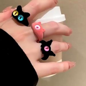 Kiss Jewelry Winter FlockinPerhiasan Ciuman Cincin Jari Mata Monster Berkelompok Musim Dingin Cincin Pembuka Mata Tunggal Hewan Lucu Pasangan Wanitag Monster Eyes Finger Rings Women Couple Cute Animal Single Eye Opening Ring
