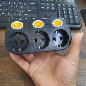 T Multi T Cabang Tusuk Kontak Stop Kontak 3 Lubang Arde + Saklar on/off SNI TRM 3083