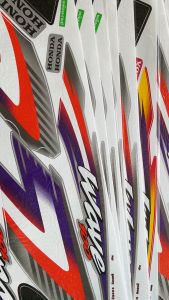 สติกเกอร์ เวฟ100 ปี 2002 สติกเกอร์มอเตอร์ไซค์ wave 100 ปี 2002 เคลือบเงาแท้