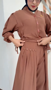 Kulot Celana Panjang Wanita: Bahan Crinkle & Model Ruffle Depan