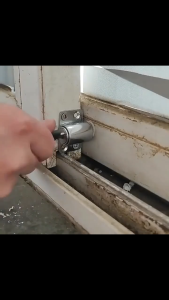 RakanKu MALAYSIA Home Sliding Window Lock Set Anti-Theft Child Kid Safety Cabinet Key Lock Window Safety Lock Type Pengunci Tingkap  窗口安全鎖