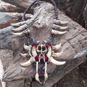 ACC Kalung Etnik Taring Perlengkapan Busana Adat Khas Kalimantan Kalung Dayak Taring Variasi