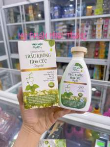 Gel Dung Dịch Vệ Sinh Phụ Nữ Trầu Không Hoa Cúc 160ml DƯỢC LIỆU MP VÀNG