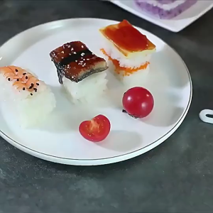 1 Set Cetakan Onigiri Sushi Segitiga Kotak Plastik DIY Cetakan Nasi Bento Jepang Rice Mold Praktis Food Grade